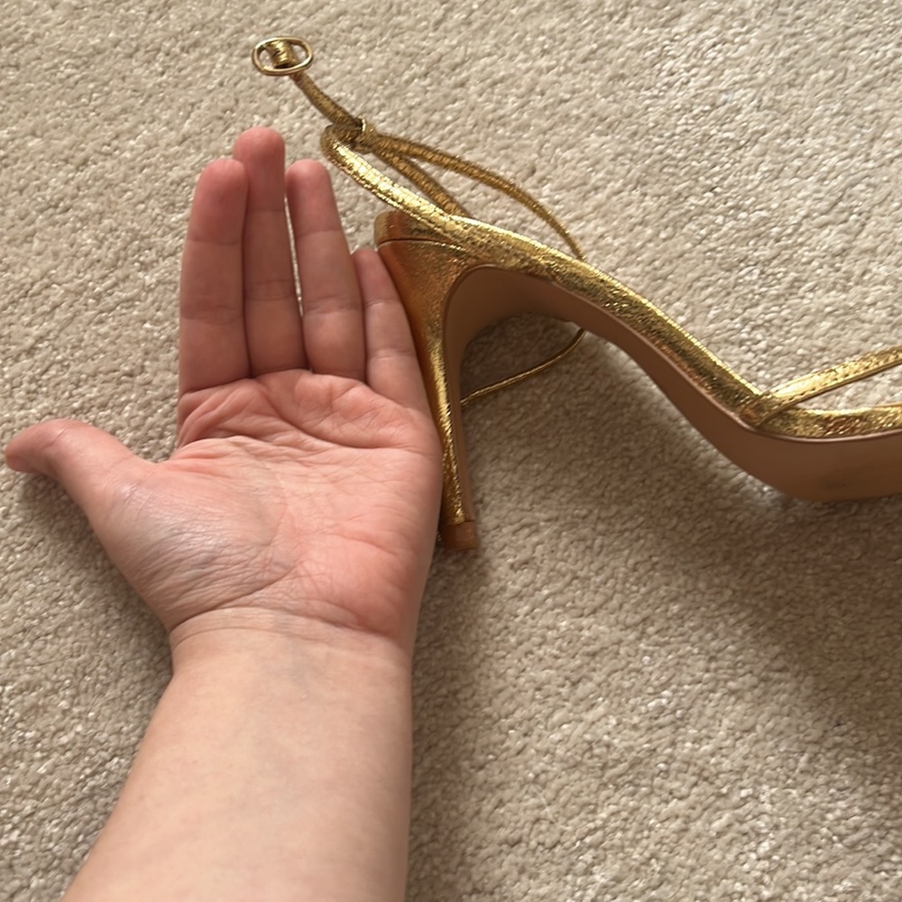 Gold strappy Zara sandals - Picture 6 of 8